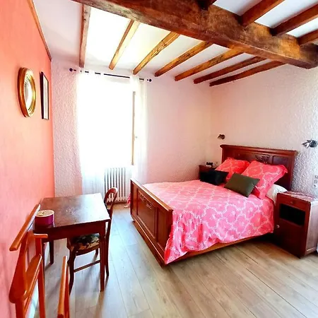 La Maison Du Pech Bed and Breakfast Monteils (Tarn-et-Garonne)